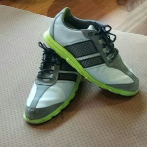 Boys golf shoes size 6